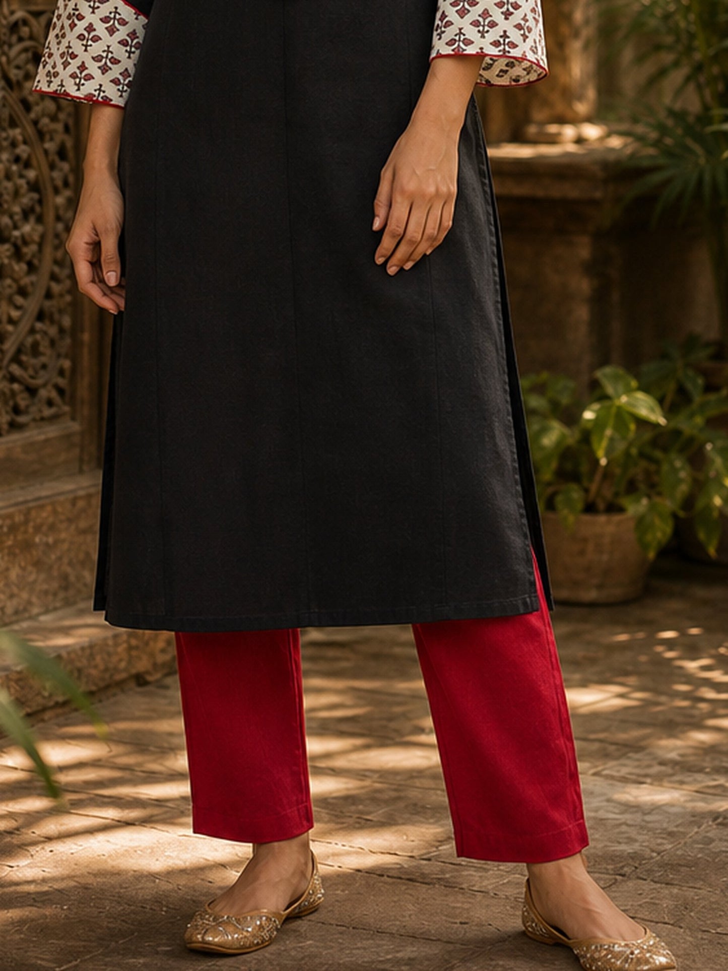 Minimal Maroon Cotton Relaxed Fit Pant