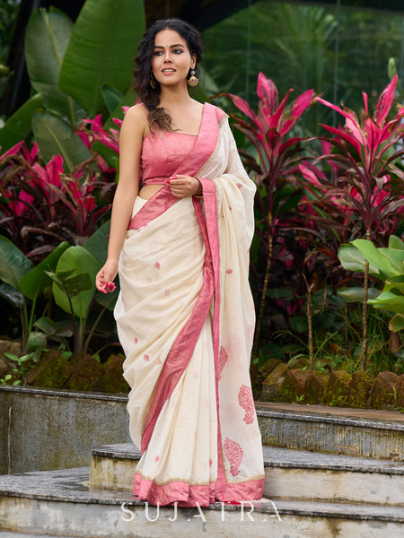 Ivory Jamdani cotton saree with delicate pink woven paisley motifs