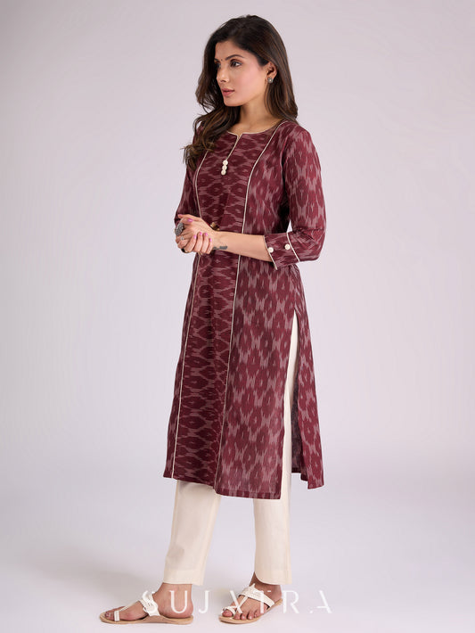 Sophisticated Maroon Ikat Cotton Kurta with Contrasting White Piping Accents