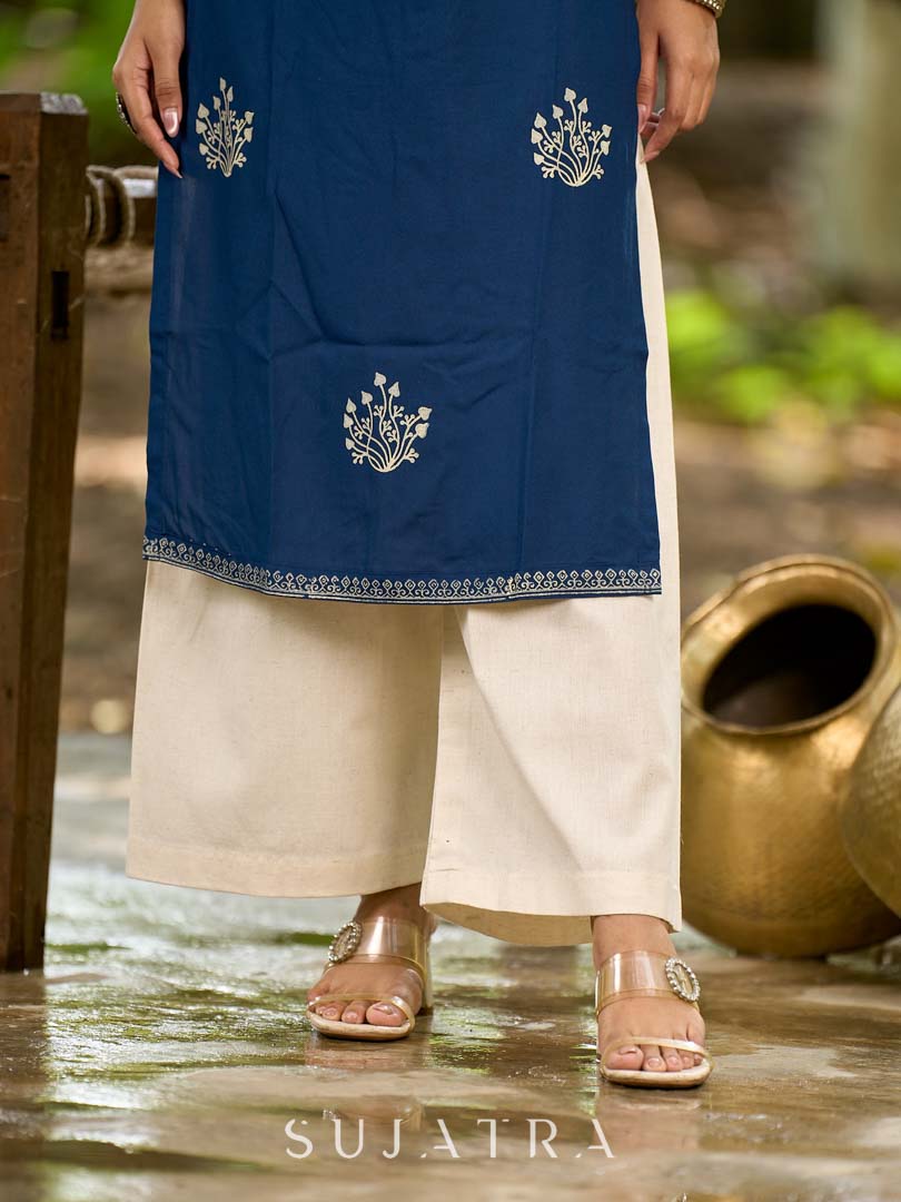 Sleek Cotton Flex Straight Pants with Effortless Fit