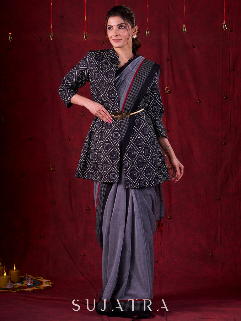 Grey Mul Cotton Saree with Checkered Border & Red Tassel Detailing