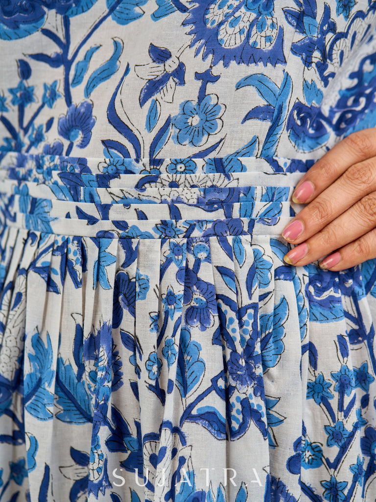 Poised White Floral Printed Dress featuring a Sweetheart Neckline, Pleated Bodice, and Crochet Lace Trims
