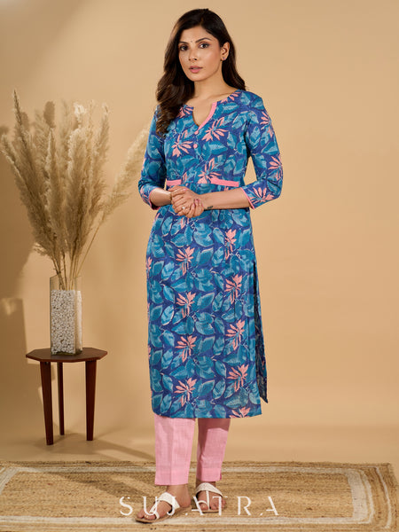 Blue Breeze Floral Printed Mul Cotton Kurta with Striking Pink Highlights