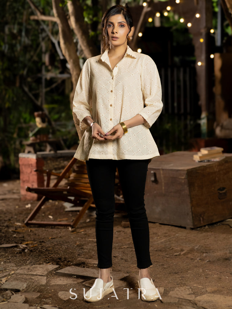 Soft Cream Hakoba Shirt with Subtle Handcrafted Collar and Sleeves Detail