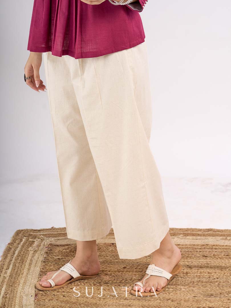 Off White Cotton Flex Structured Waist Pleat Pants