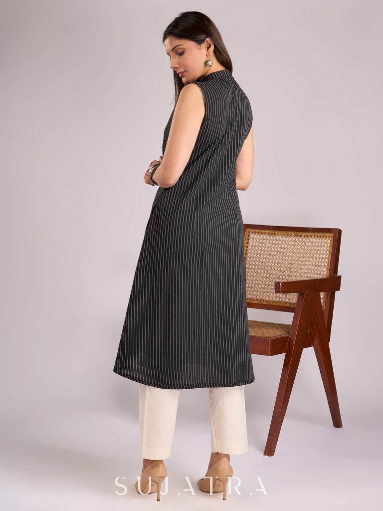 Sophisticated Black Striped Ikat Kurta with Graceful Pleat Detailing