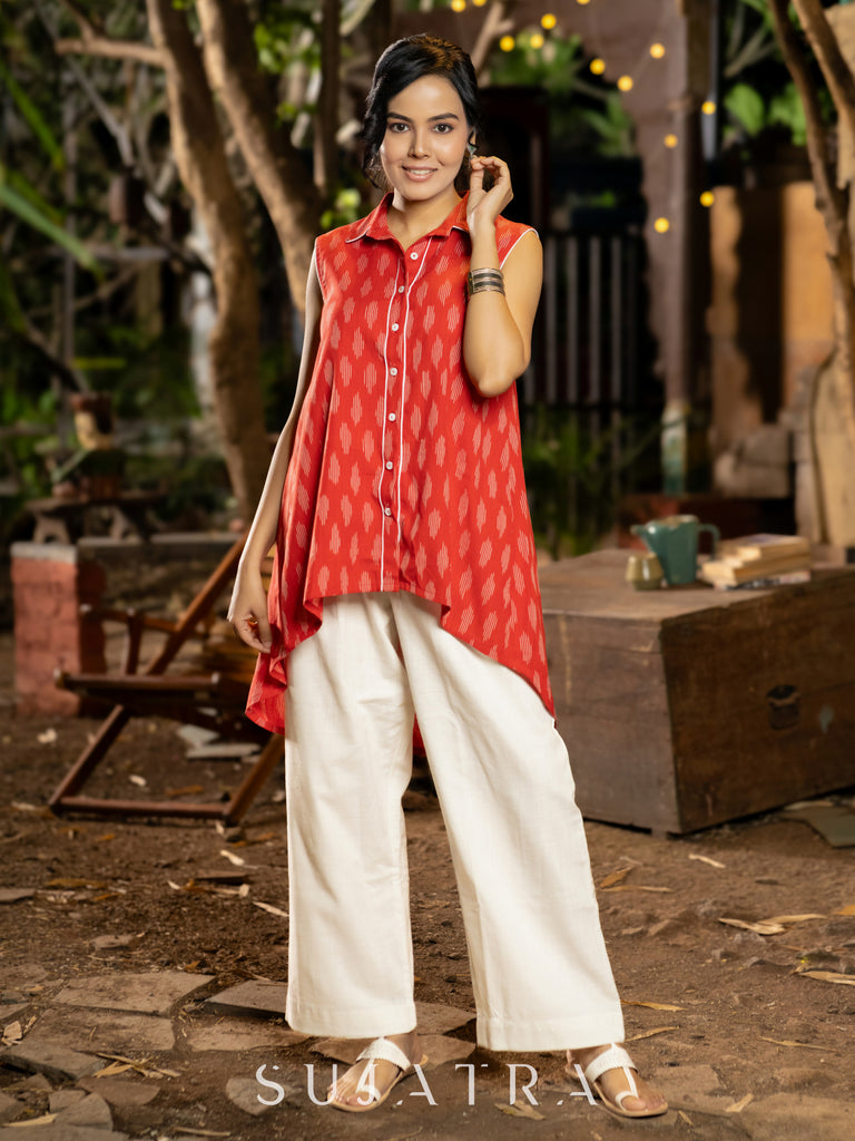 Chic Sleeveless Red Ikat Cotton Shirt with Contemporary High-Low Hem