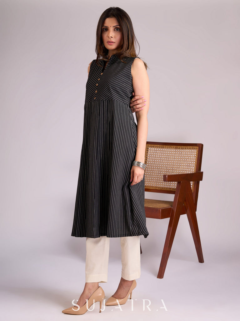 Sophisticated Black Striped Ikat Kurta with Graceful Pleat Detailing
