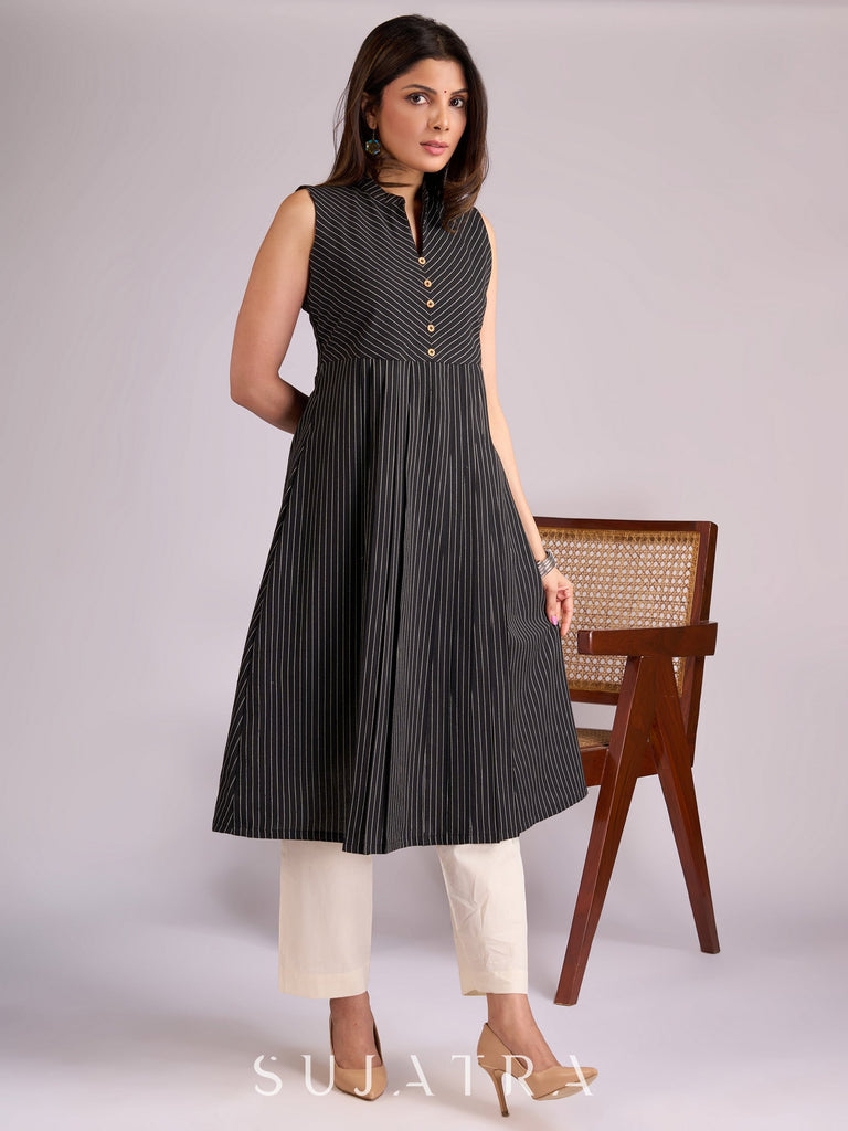 Sophisticated Black Striped Ikat Kurta with Graceful Pleat Detailing