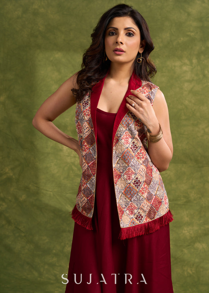 Elegant Fusion Of Ivory & Maroon , Self Embroidered Sleeveless Jacket With Silk Collar Dress Optional