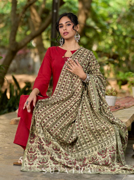 Graceful Beige Mul Cotton Dupatta with Traditional Print