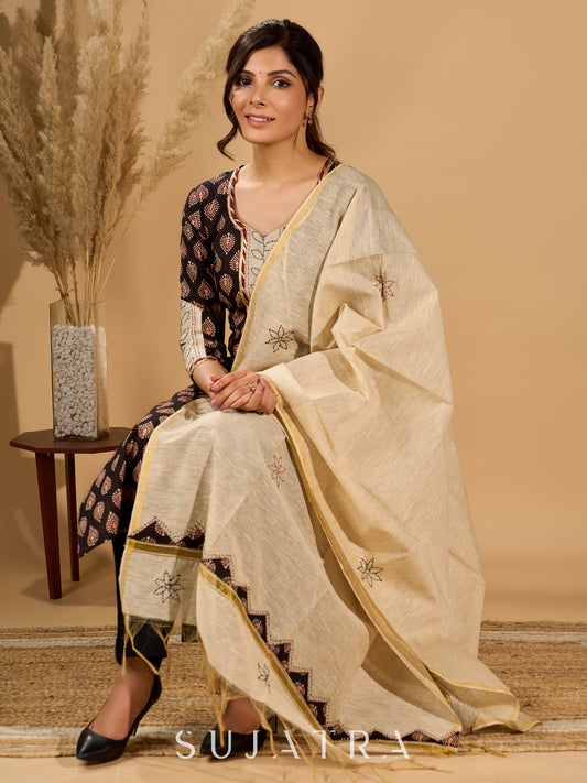 Artisan Noir Kurta Set with Intricate Appliqué & Kantha Work Silk Dupatta