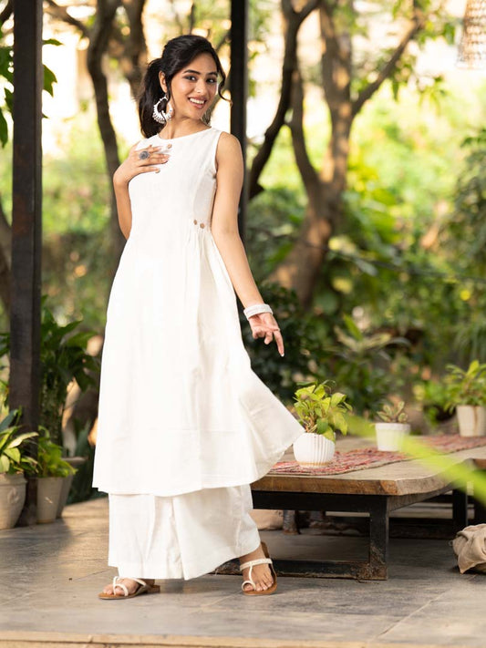 Elegant White Cotton Kurta with Easy Gathered Fit