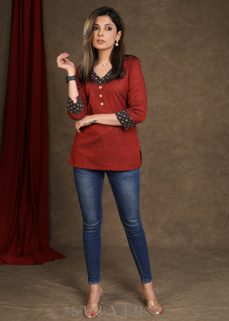 Classic Maroon Cotton Top Ajrakh Collar & Wooden Buttons