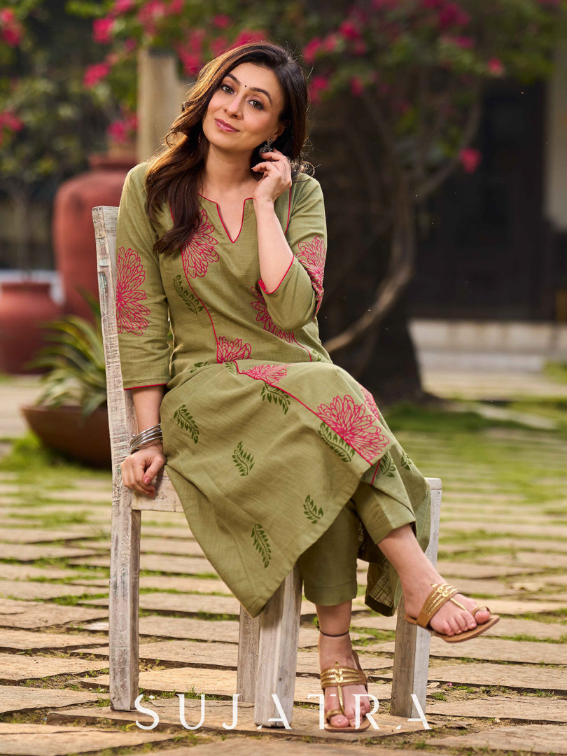 Soft Light Green A-Line Kurta With Artisanal Floral Hand Block Print