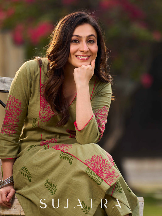 Soft Light Green A-Line Kurta With Artisanal Floral Hand Block Print