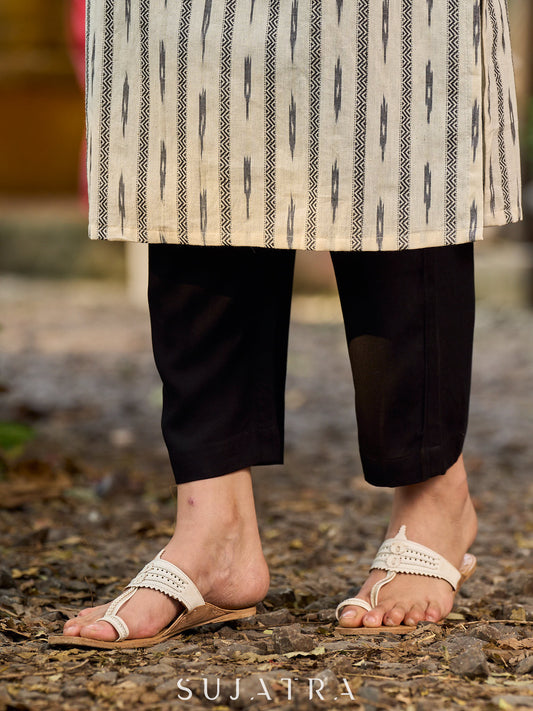 Stylish Black Cotton straight fit pants
