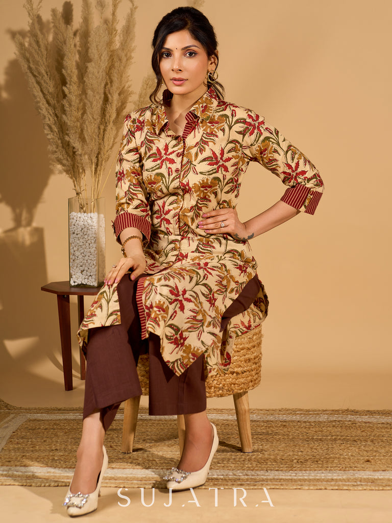 Blissful Beige Mul Cotton Floral Printed Kurta with Contrast Ajrakh Accents