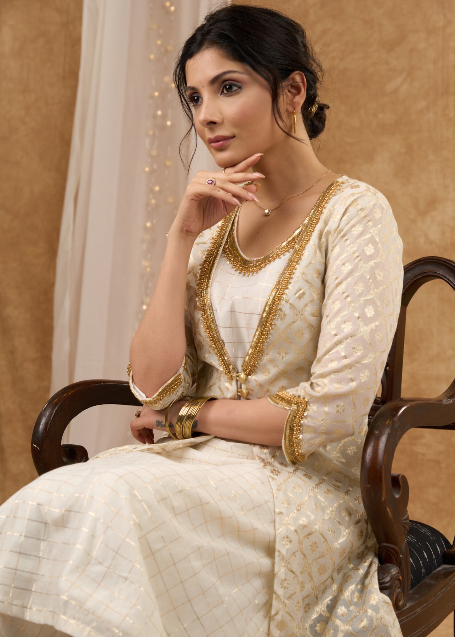 Elegant hand Embroidered Ivory Chanderi Kurta
