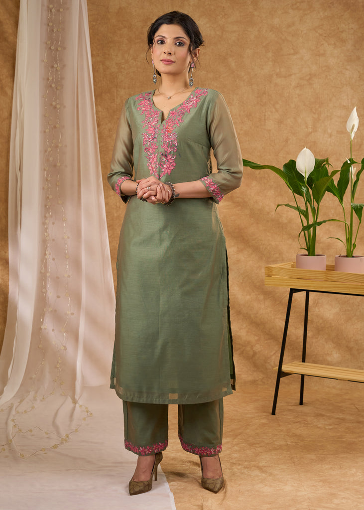 Exclusive chanderi kurta with intricate applique work Pant optional