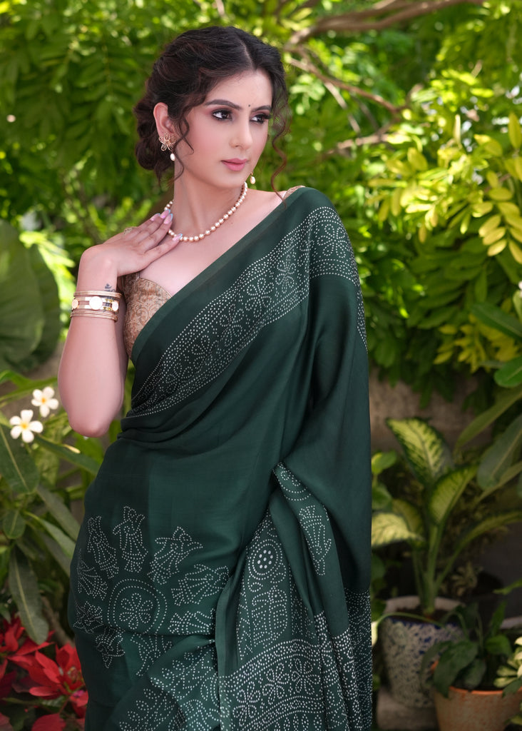 Elegant Green Modal Silk Saree with Tissue Pallu