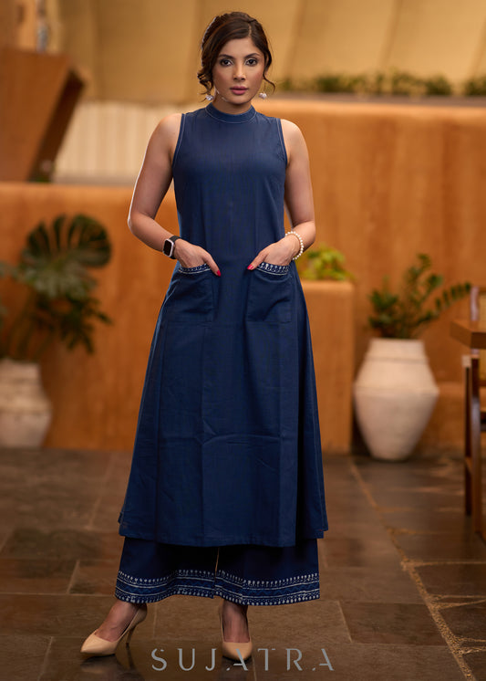 Stylish Navy blue cotton sleeveless kurta with pockets & pant - Stole optional