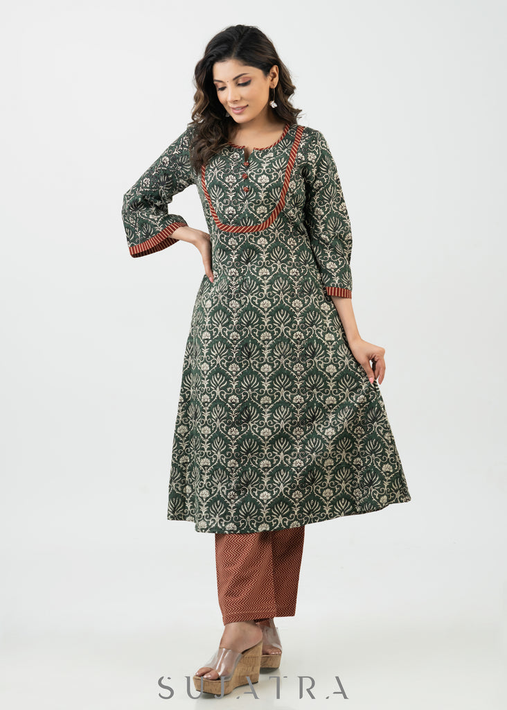Stylish Green Block Printed Cotton Kurta - Pant Optional