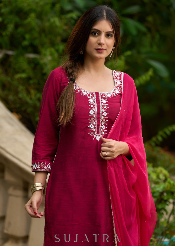 Magenta hand-embroidered silk blend kurta with matching pants - Dupatta Optional