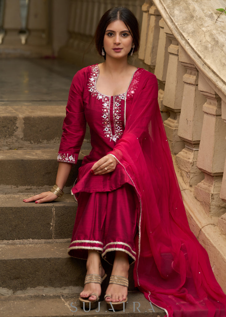 Magenta hand-embroidered silk blend kurta with matching pants - Dupatta Optional