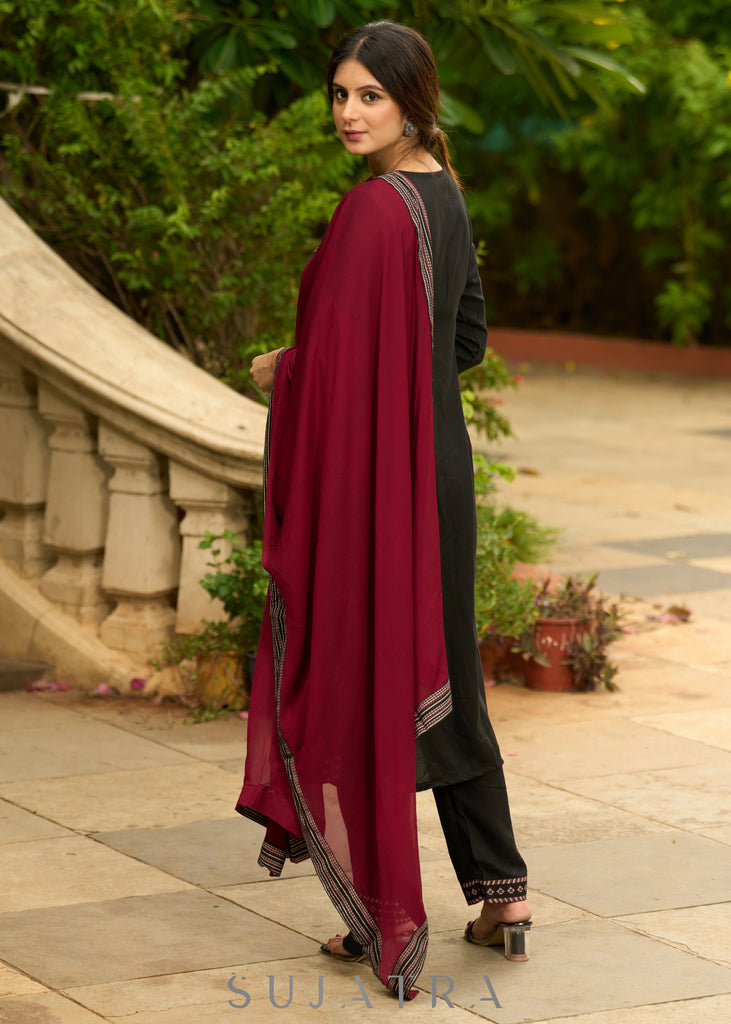 Black modal printed kurta perfectly paired with matching Pants for a regal elegance - Dupatta Optional