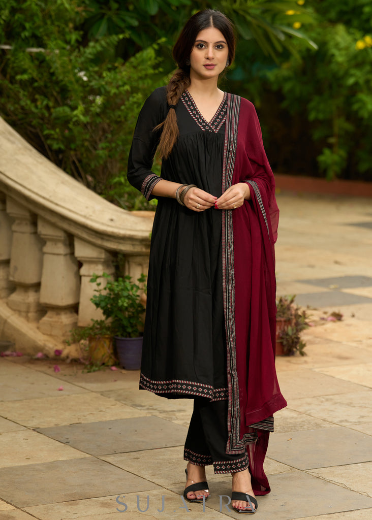 Black modal printed kurta perfectly paired with matching Pants for a regal elegance - Dupatta Optional