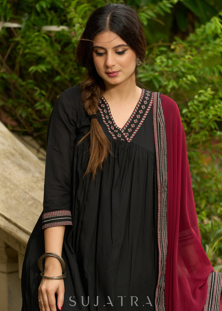 Black modal printed kurta perfectly paired with matching Pants for a regal elegance - Dupatta Optional
