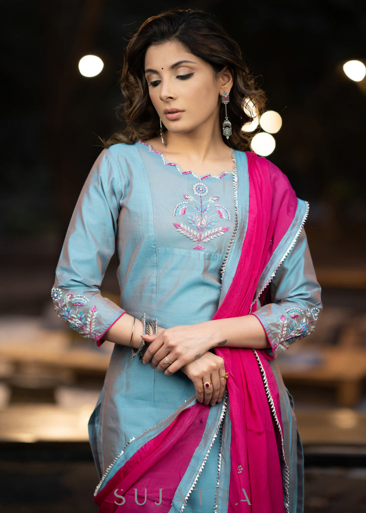 Hand embroidered dual shaded firozi chanderi kurta with pant-Pink georgette dupatta optional