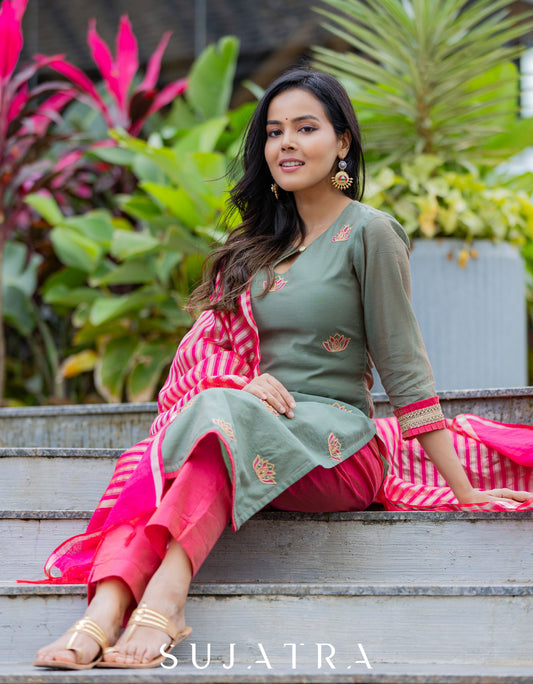 Pink Chanderi Pant