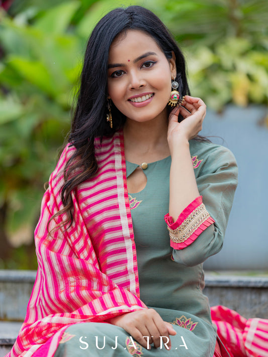 Neelkamal Intricate Hand Embroidered Chanderi Silk Kurta