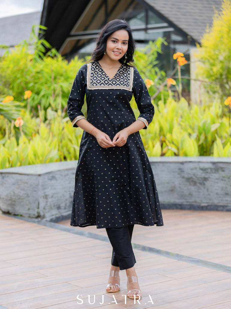 Varnika Chanderi Silk Embellished Kurta