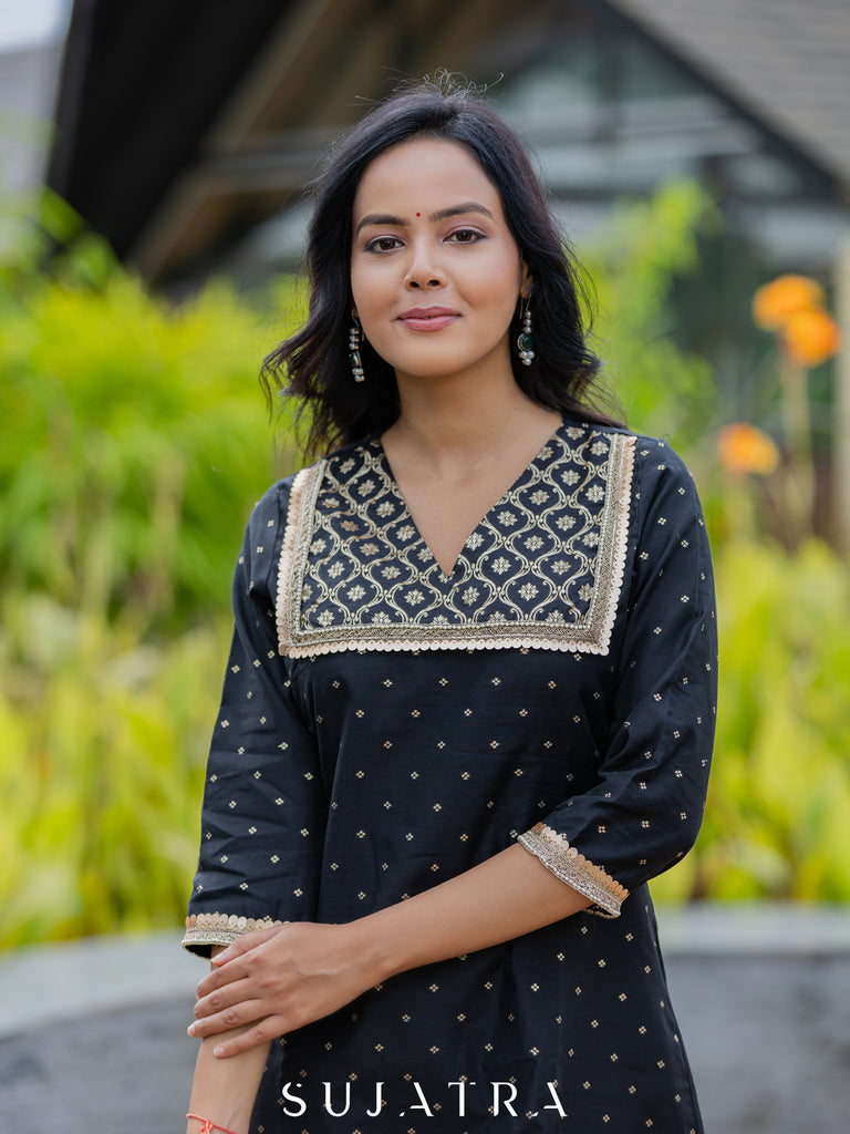 Varnika Chanderi Silk Embellished Kurta