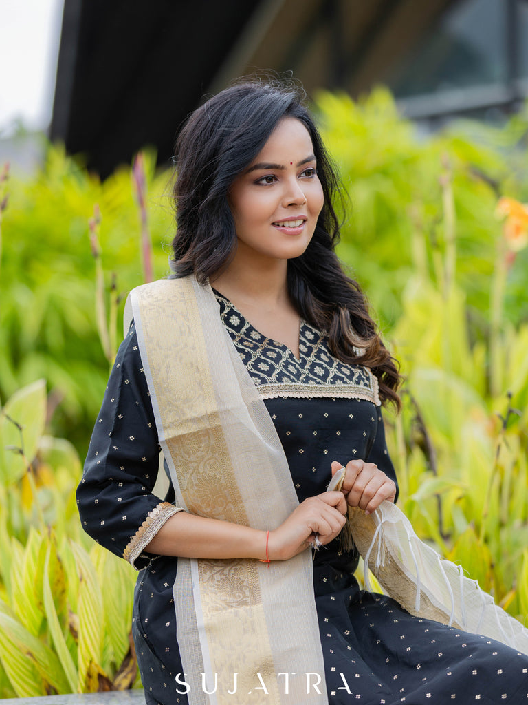 Varnika Chanderi Silk Embellished Kurta