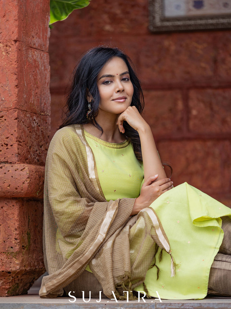 Baagh Delicate Antique Hand Embroidered Chanderi Silk Kurta