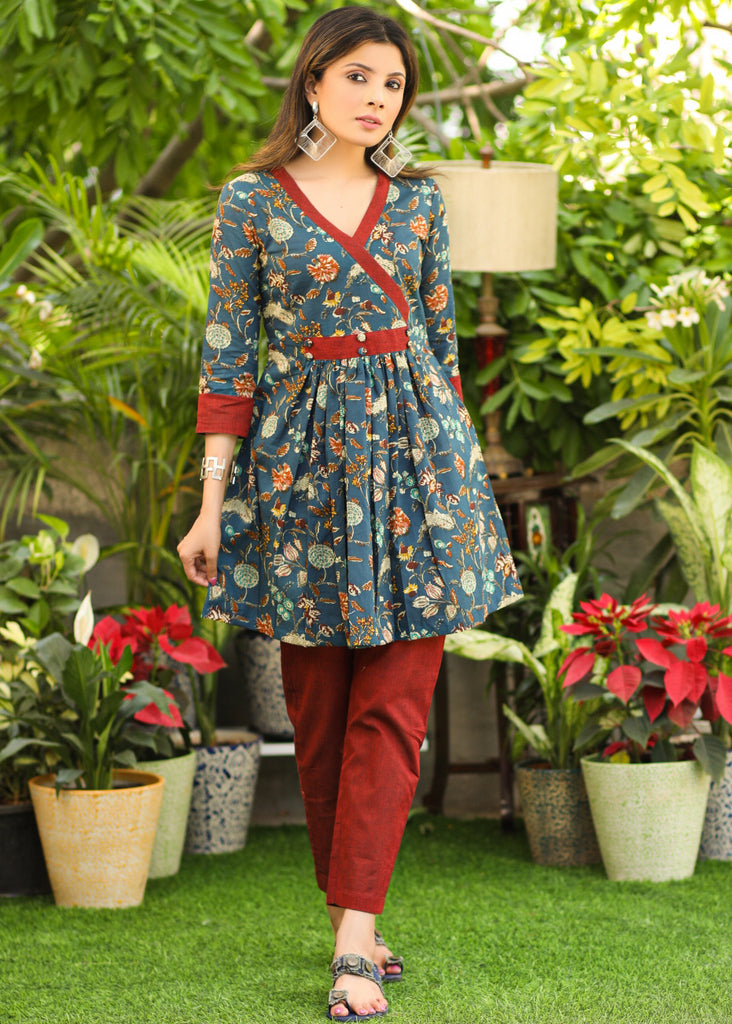 Elegant Cotton Blue Flower Printed Gathered Tunic