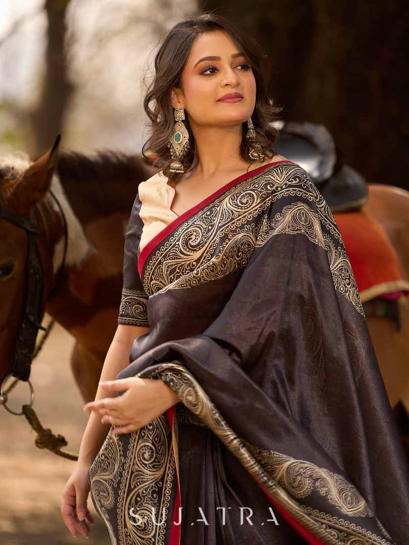 Bold Black Art Silk Saree with Traditional Printed Border & Statement Pallu