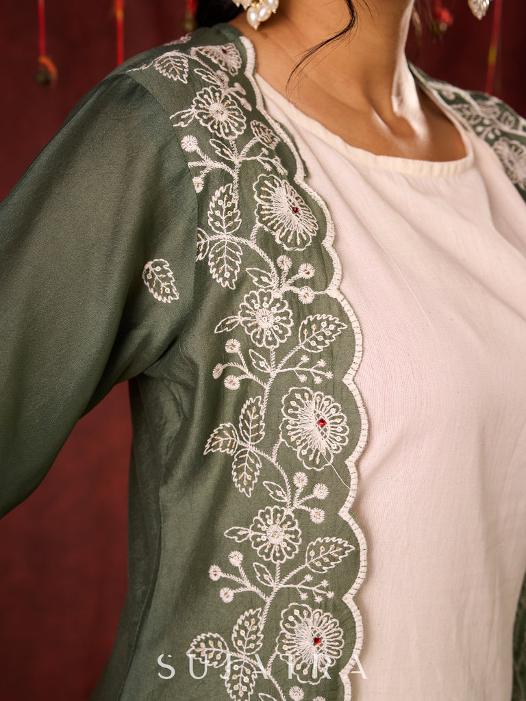 “Stylish cotton sleeveless kurta with pant n jacket optional