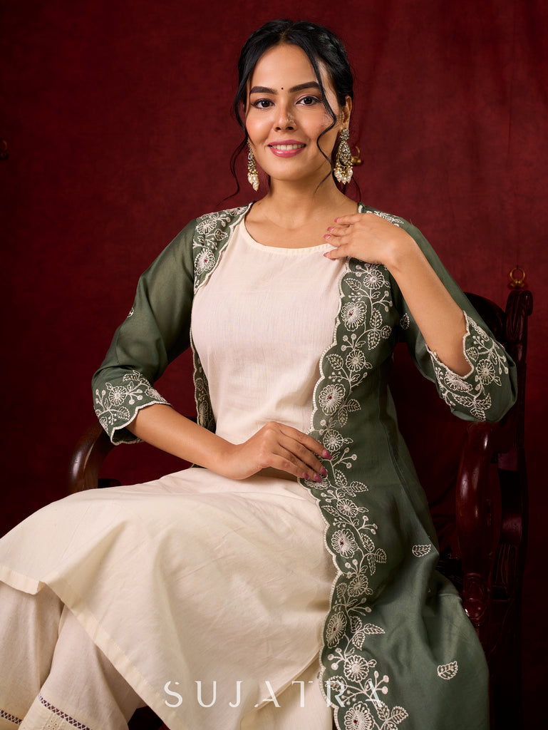 “Stylish cotton sleeveless kurta with pant n jacket optional