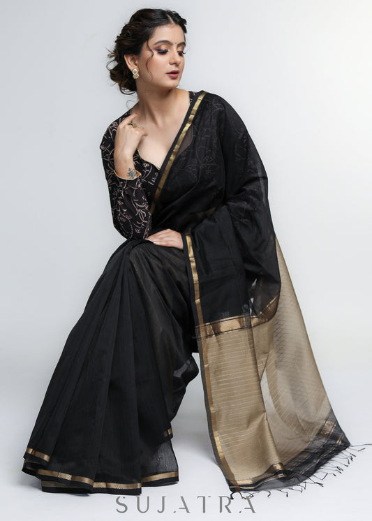Beautiful Black Pure Maheshwari Saree with Zari Border