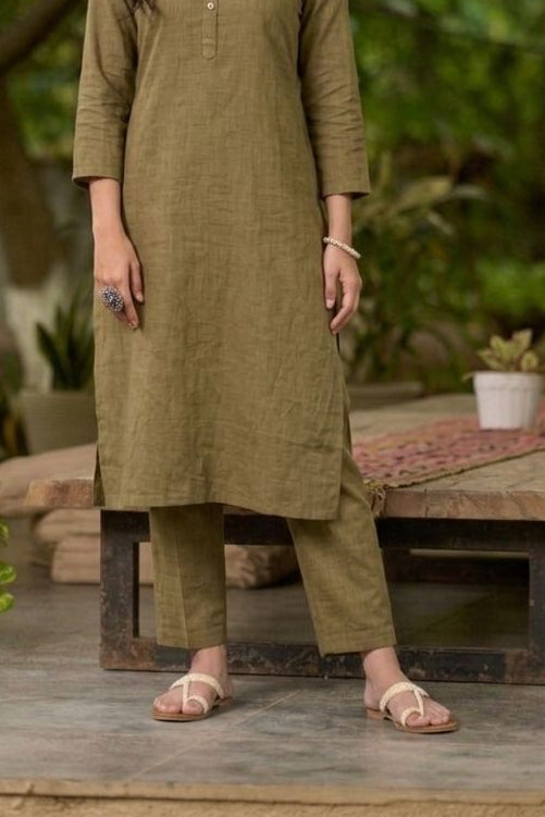 Effortless Dark eige Cotton Parallel Pants