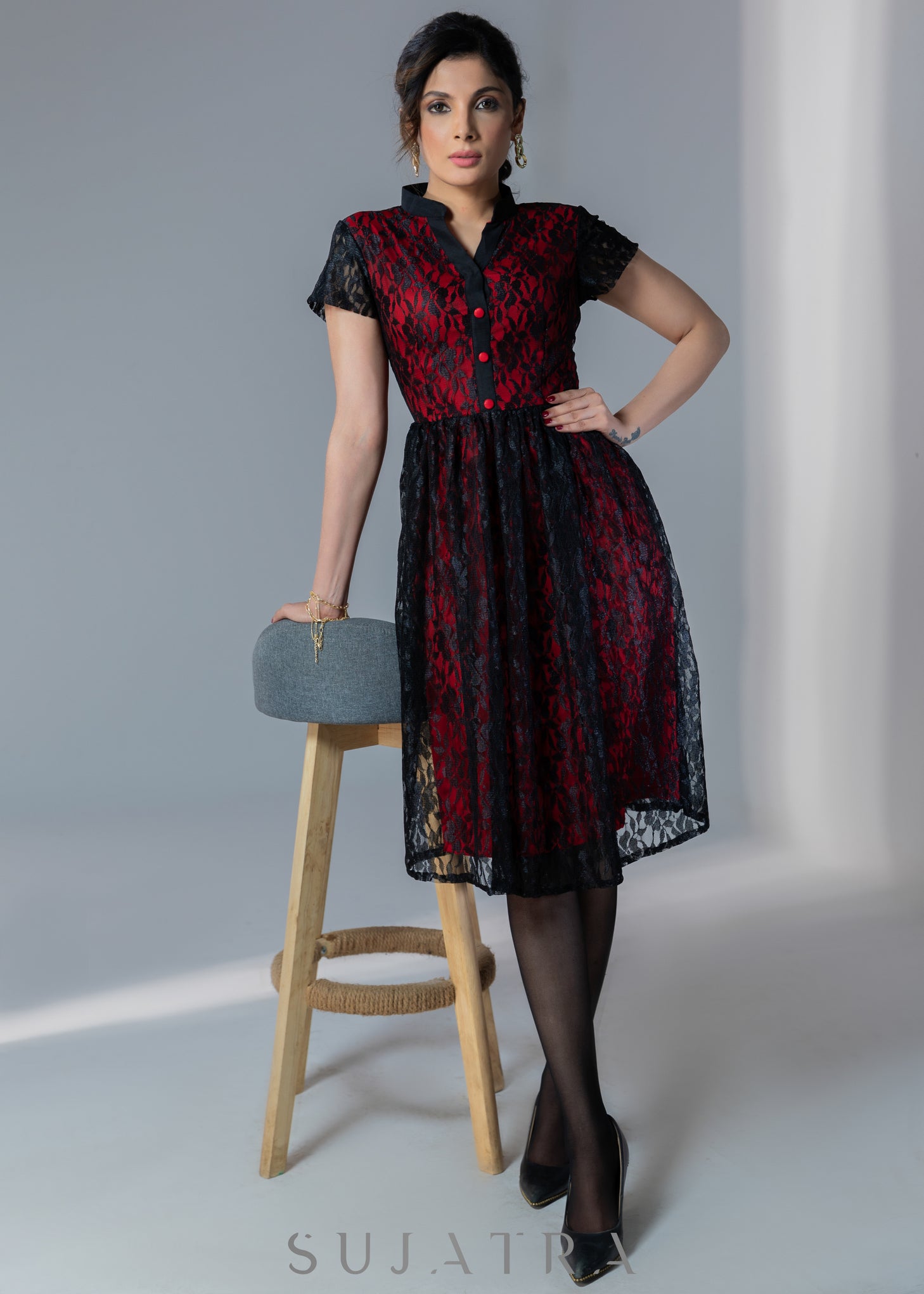 Black lace dress with red lining effect – Sujatra