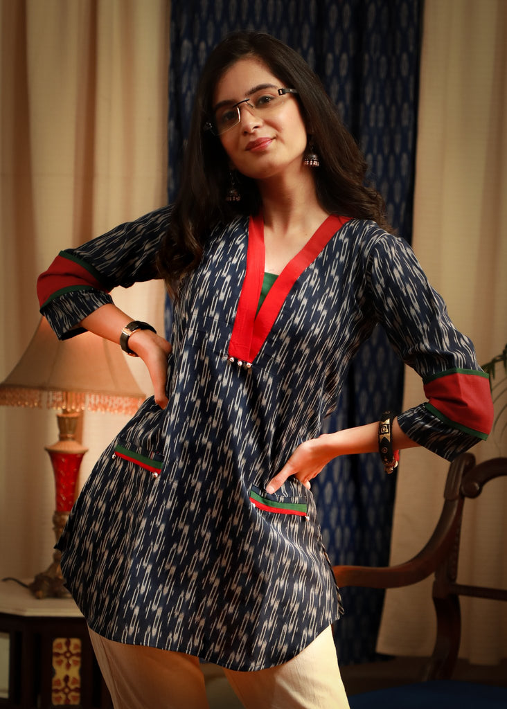 Indigo-blue casual v-collar pure cotton ikat Top