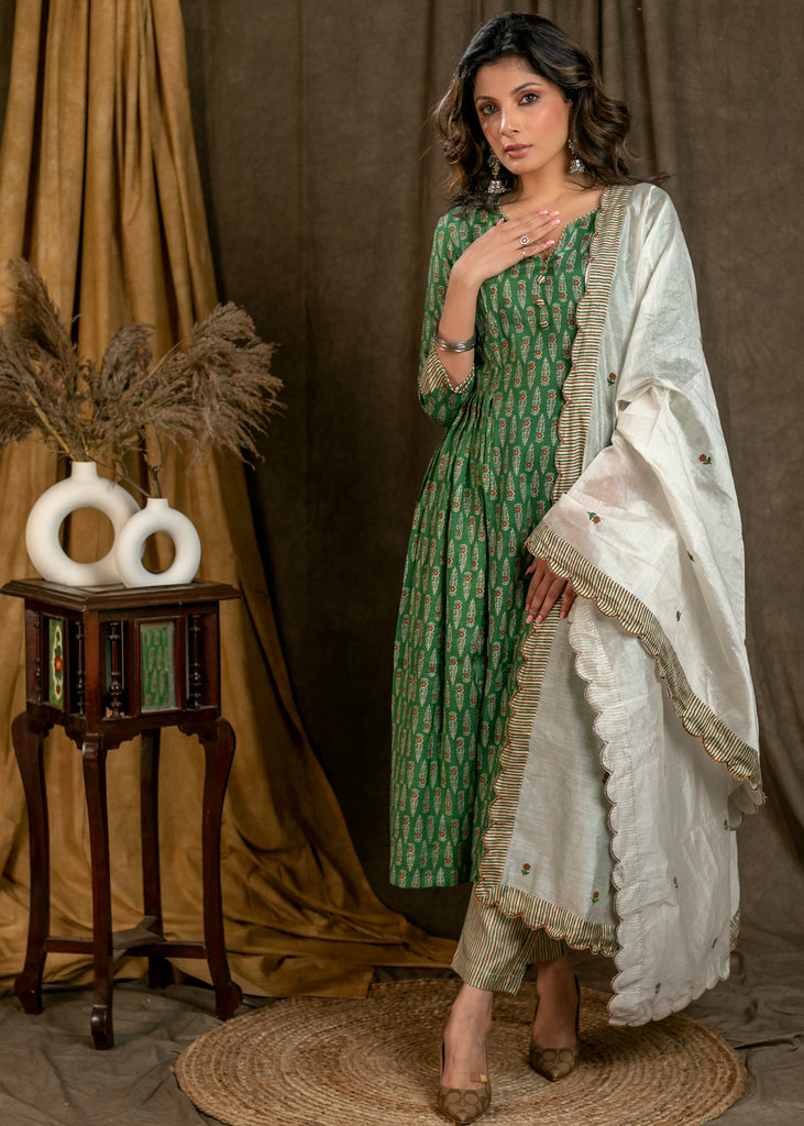 Forest Green Flowy Kurta with Side Pleats & Matching Pants - Dupatta Optional
