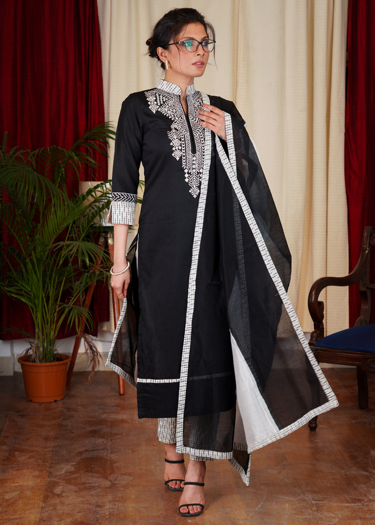 Graceful Black & White Ikat Combination Kurta, Pant , Dupatta Set - 3 Pc