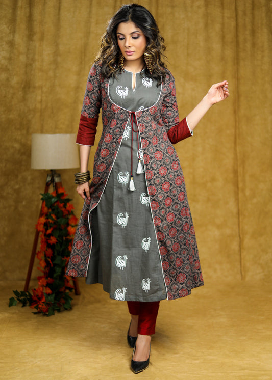 Elegant Cotton hand Painted Sleeveless Kurta